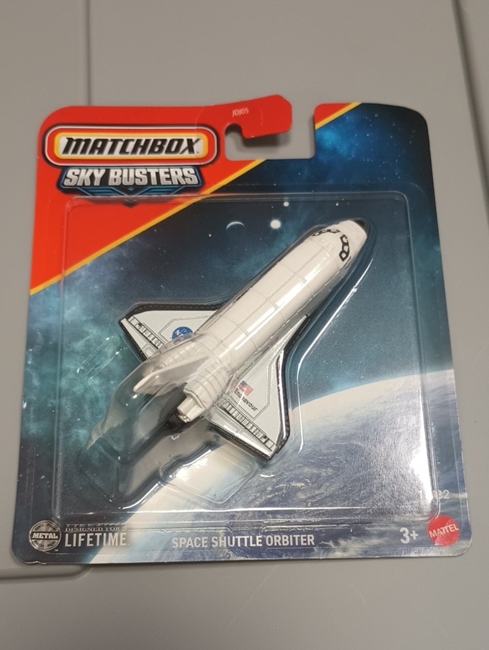 Matchbox Sky Busters White Space Shuttle Orbiter Toy